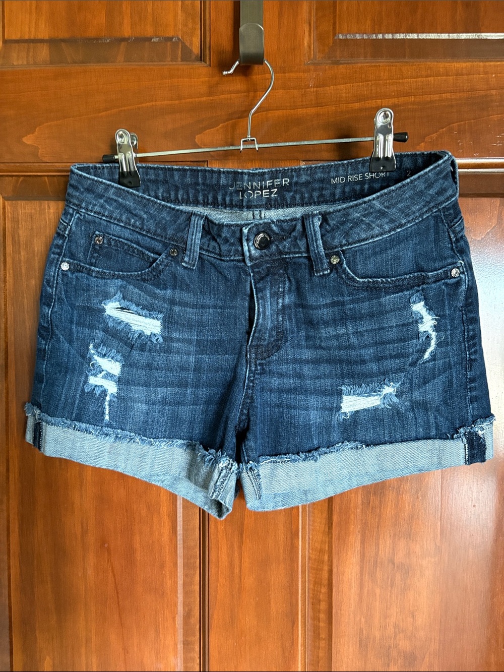 Mid-Rise Dark Wash Distressed Cuffed Jean Shorts, Jennifer Lopez Women's Size 2